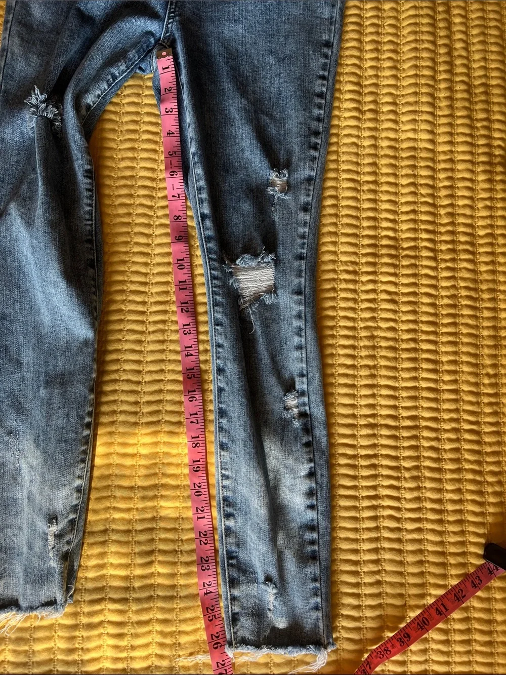 Judy Blue Light Wash Distressed Skinny Jeans
